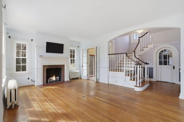 731 S Fremont Avenue, Springfield, MO 65804