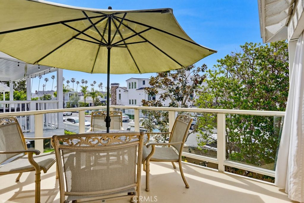 Image 13 of property listing at 2661 Point Del Mar, Corona Del Mar, CA 92625