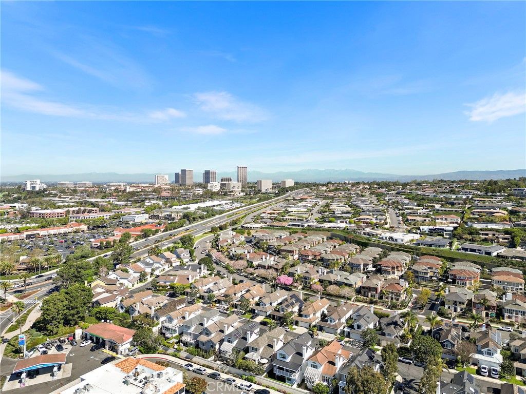 Image 67 of property listing at 2661 Point Del Mar, Corona Del Mar, CA 92625