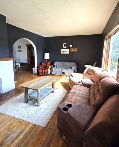 113 Valley Street NE, Preston, MN 55965