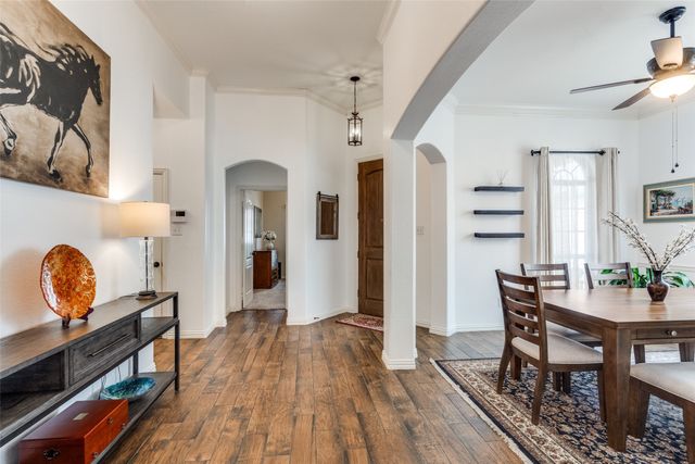 1604 Creek Crest Drive, Mckinney, TX 75071