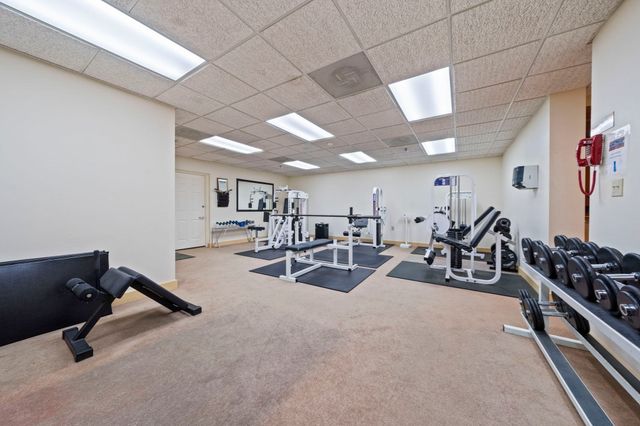 155 George Washington Blvd 205, Hull, MA 02045