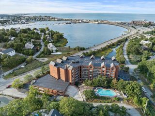 155 George Washington Blvd 205, Hull, MA 02045