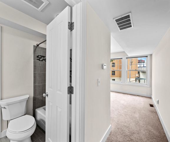 922 Catherine Street, Ann Arbor, MI 48104