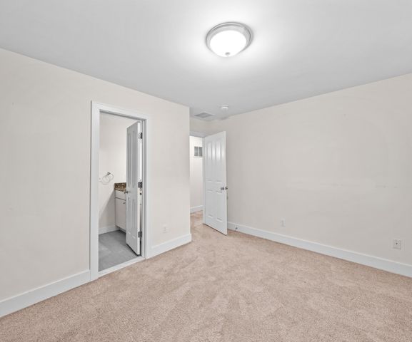 922 Catherine Street, Ann Arbor, MI 48104