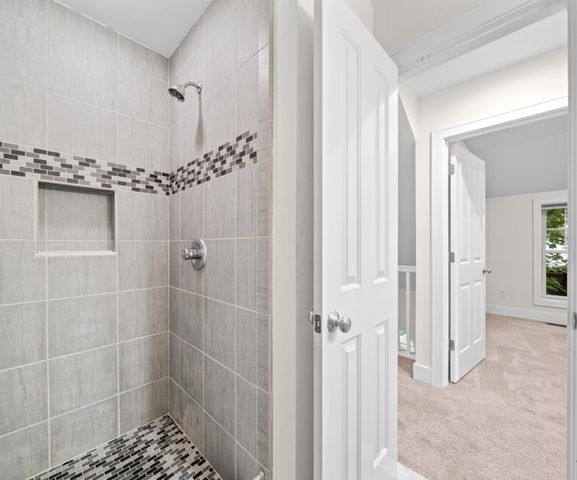 922 Catherine Street, Ann Arbor, MI 48104