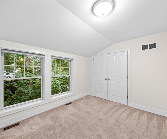 922 Catherine Street, Ann Arbor, MI 48104