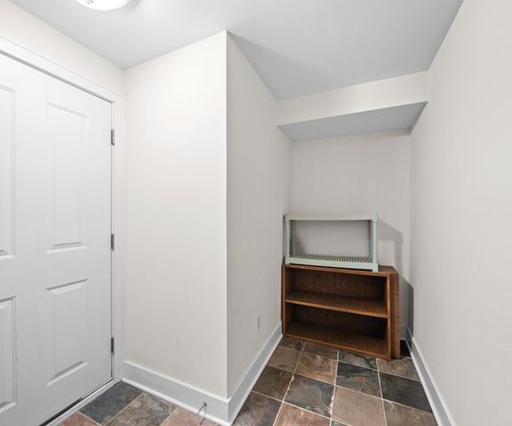 922 Catherine Street, Ann Arbor, MI 48104