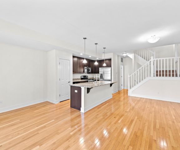 922 Catherine Street, Ann Arbor, MI 48104