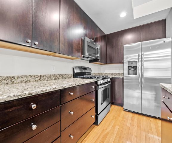 922 Catherine Street, Ann Arbor, MI 48104