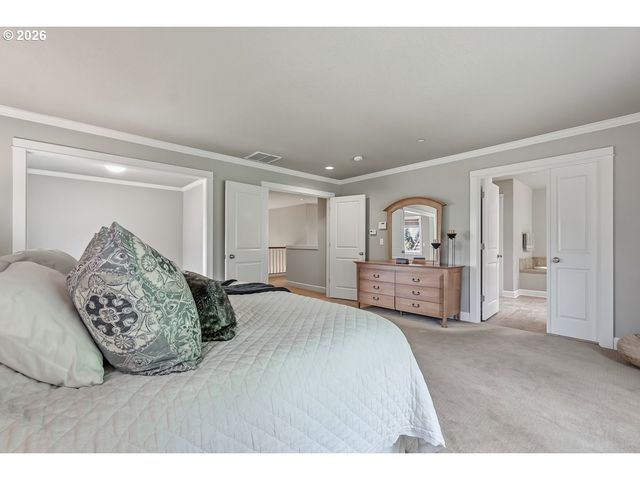 8743 Sw AMICUS Ter, Beaverton, OR 97007