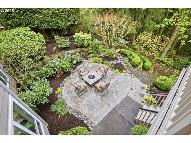 8743 Sw AMICUS Ter, Beaverton, OR 97007