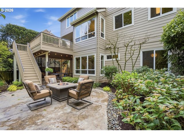 8743 Sw AMICUS Ter, Beaverton, OR 97007
