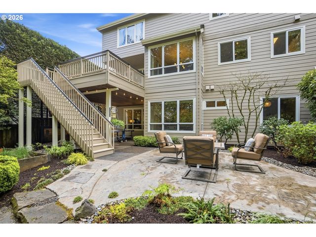 8743 Sw AMICUS Ter, Beaverton, OR 97007