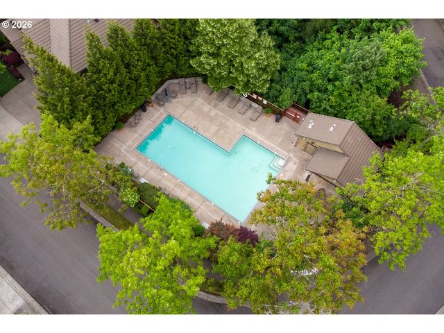 8743 Sw AMICUS Ter, Beaverton, OR 97007