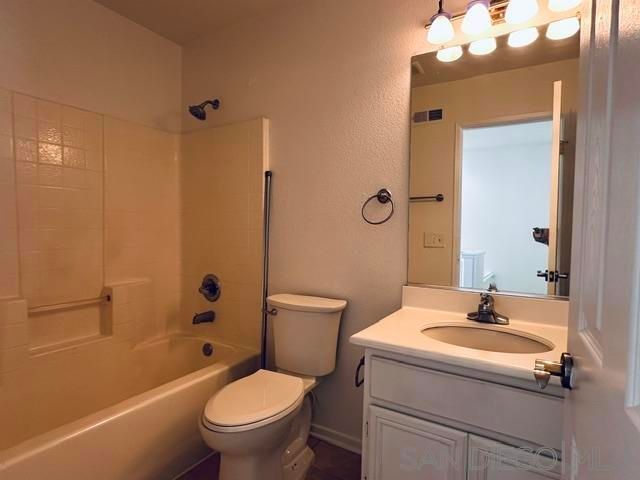 2614 Rockhouse Trail Ln, Chula Vista, CA 91915