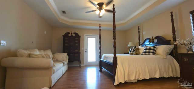 2065 Bella Breeze Ct, Navarre, FL 32566