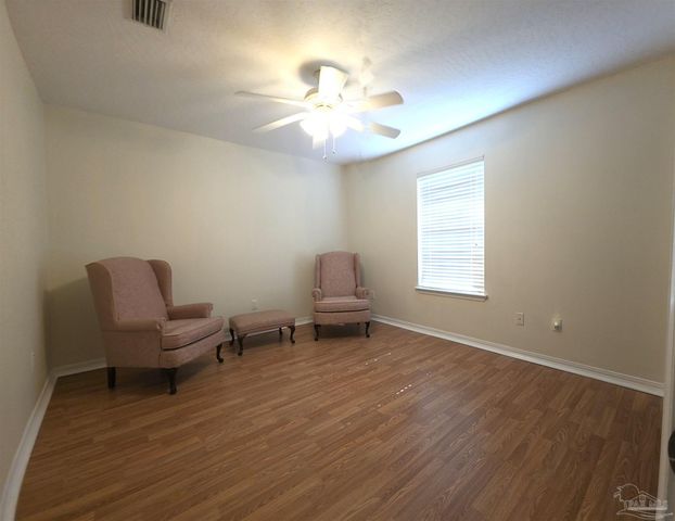 2065 Bella Breeze Ct, Navarre, FL 32566