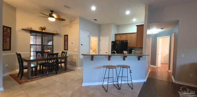 2065 Bella Breeze Ct, Navarre, FL 32566