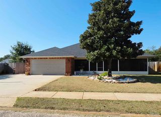 2065 Bella Breeze Ct, Navarre, FL 32566