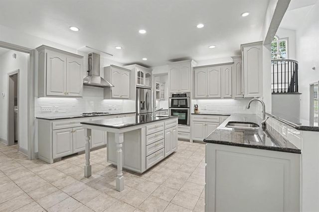 601 S Monomoy Court, Norman, OK 73071