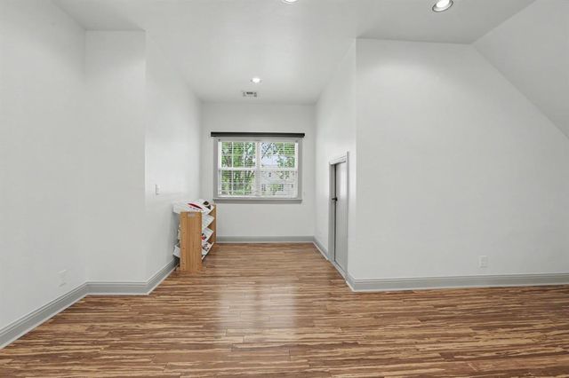 601 S Monomoy Court, Norman, OK 73071