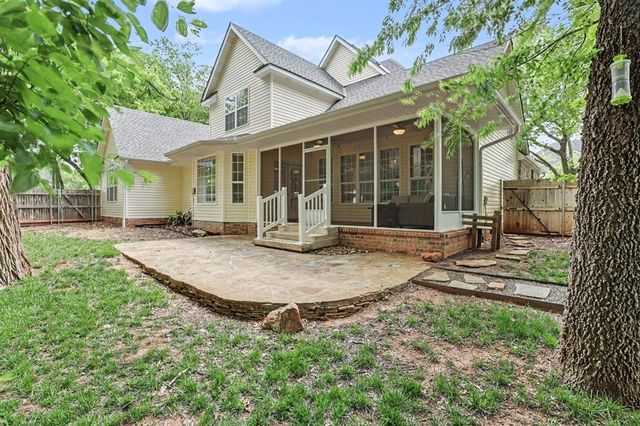 601 S Monomoy Court, Norman, OK 73071
