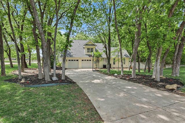601 S Monomoy Court, Norman, OK 73071