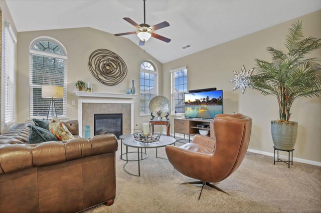 111 Jamie Lynn Circle, Pickerington, OH 43147