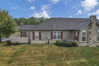 111 Jamie Lynn Circle, Pickerington, OH 43147