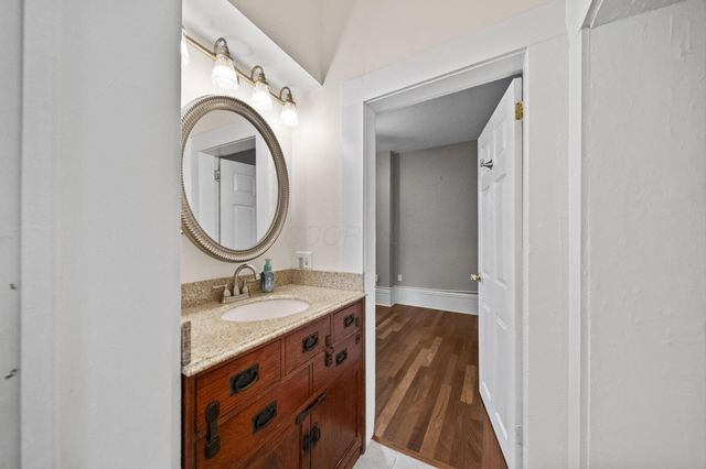 338 W 1st Avenue, Columbus, OH 43201