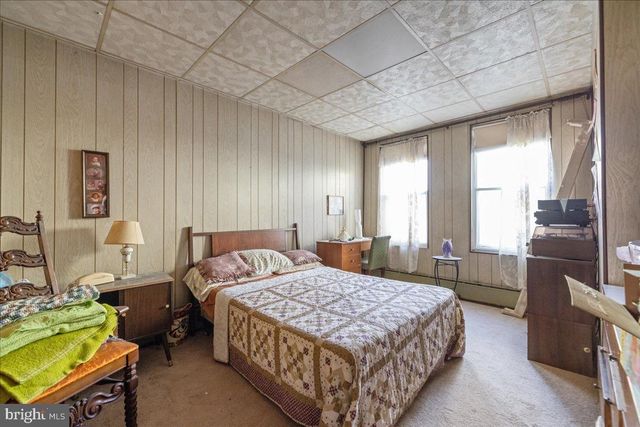 1229 JACKSON ST, Philadelphia, PA 19148