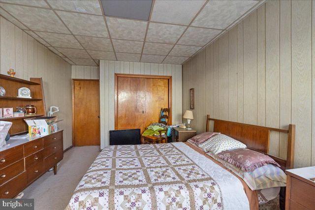 1229 JACKSON ST, Philadelphia, PA 19148