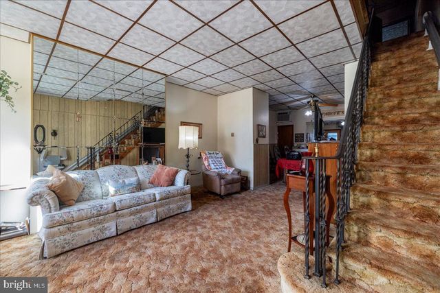 1229 JACKSON ST, Philadelphia, PA 19148