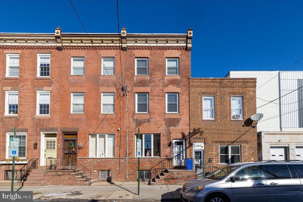 1229 JACKSON ST, Philadelphia, PA 19148