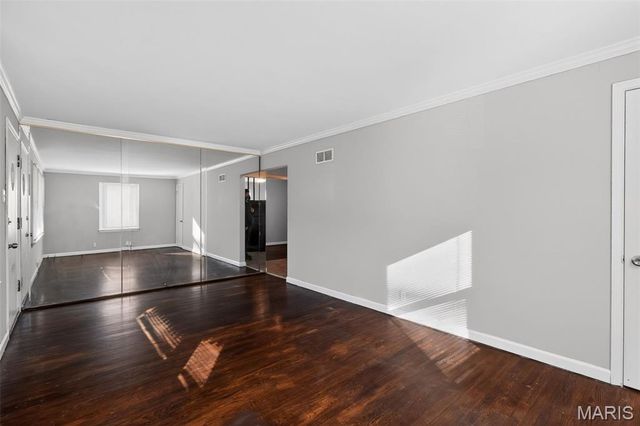 1501 Golden Drive, St Louis, MO 63137