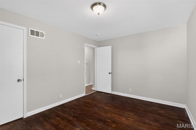 1501 Golden Drive, St Louis, MO 63137