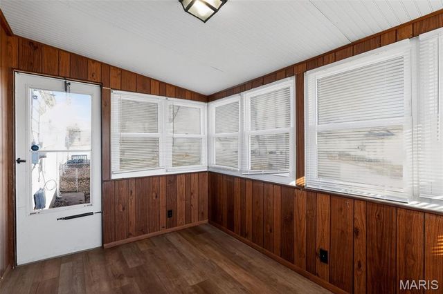 1501 Golden Drive, St Louis, MO 63137