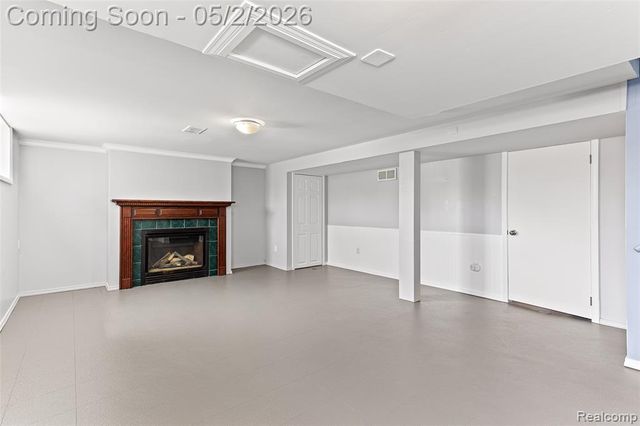 32732 Comanche Street, Westland, MI 48185