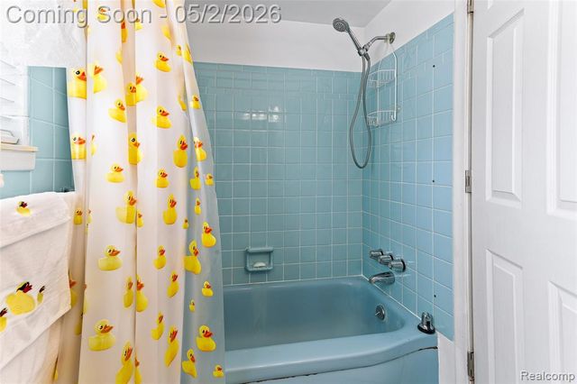 32732 Comanche Street, Westland, MI 48185