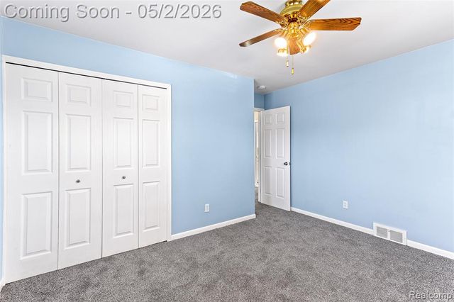 32732 Comanche Street, Westland, MI 48185