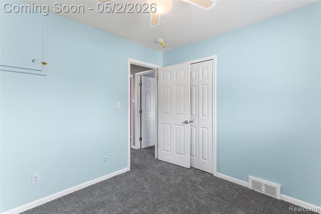 32732 Comanche Street, Westland, MI 48185