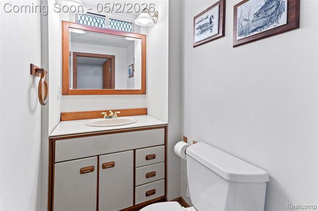 32732 Comanche Street, Westland, MI 48185