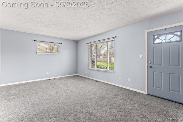 32732 Comanche Street, Westland, MI 48185