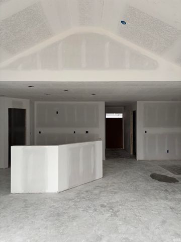 2079 Willow Bend, Huntington, IN 46750