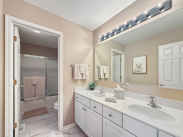 11306 Fleetwood Street, Huntley, IL 60142