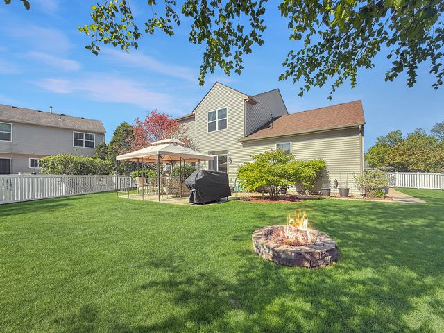 11306 Fleetwood Street, Huntley, IL 60142