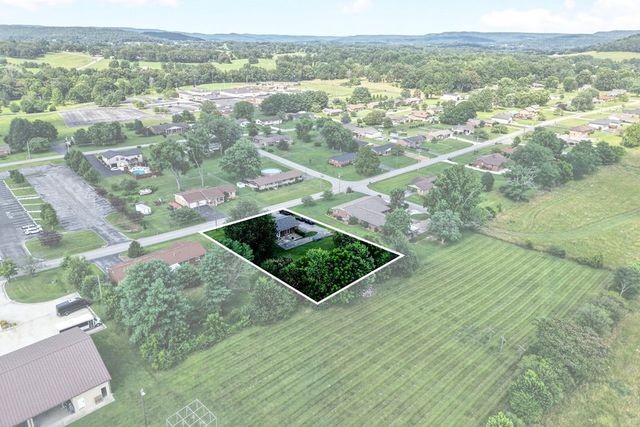 117 Gillen Dr, Sparta, TN 38583