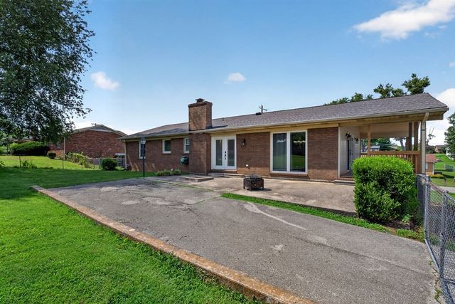 117 Gillen Dr, Sparta, TN 38583
