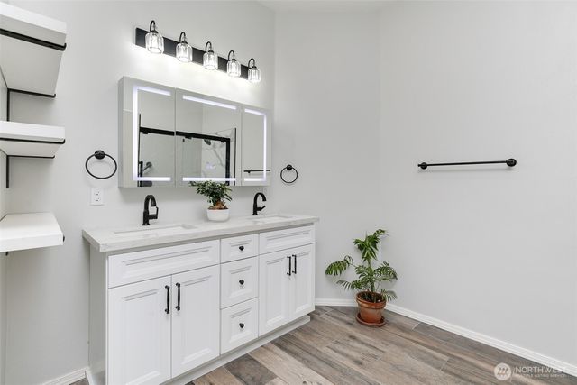 2306 Wellman Place, Oak Harbor, WA 98277